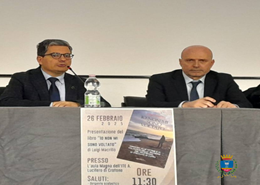  L'autore Luigi Macrillò e l'assessore Nicola Corigliano