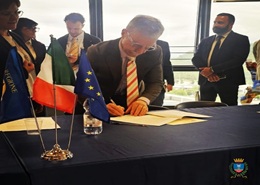 Il momento della sottoscrizione