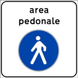 Zona pedonale sul lungomare