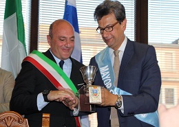 Il sindaco Pugliese e il sindaco Angelopulos